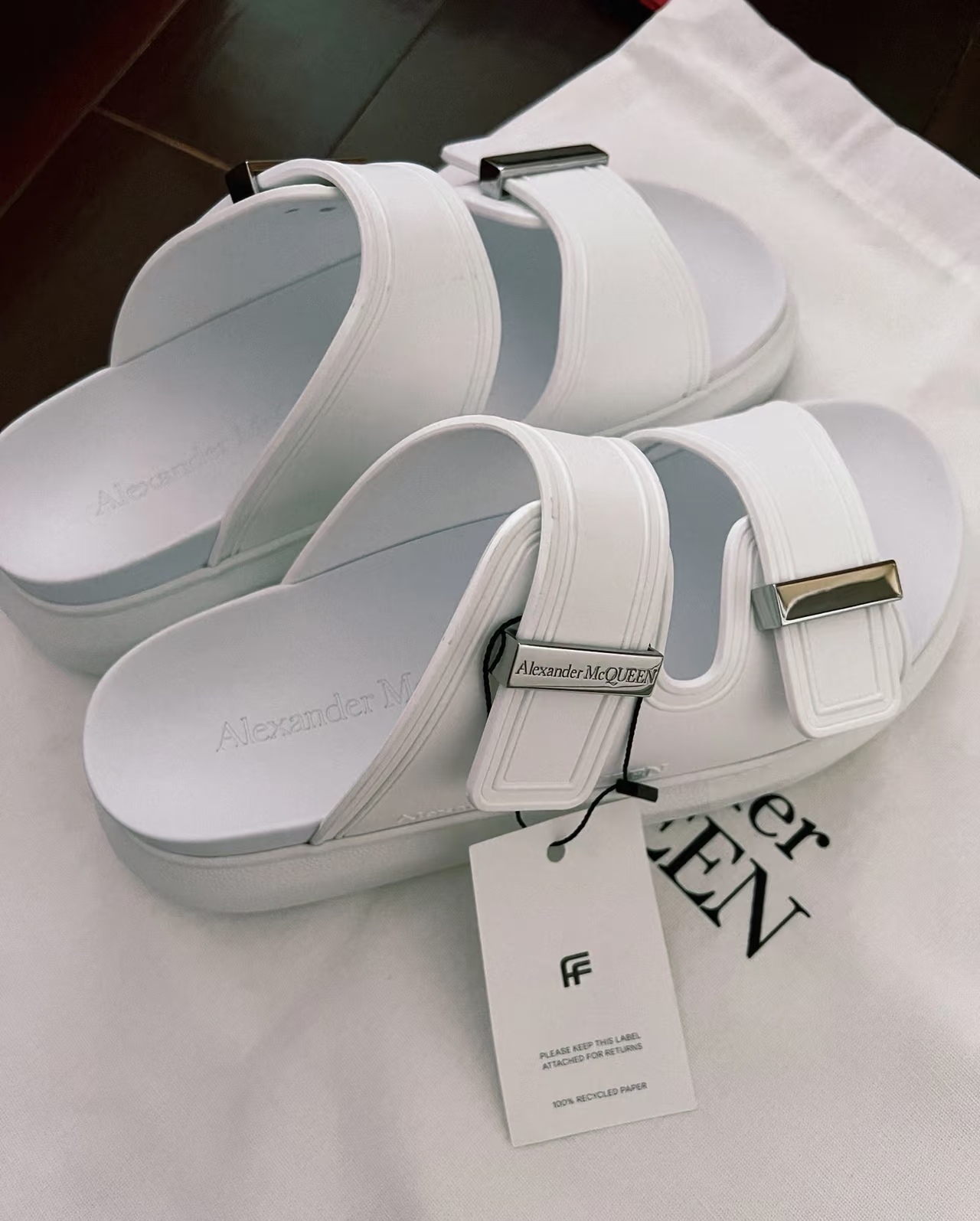 Alexander McQueen - Image 2