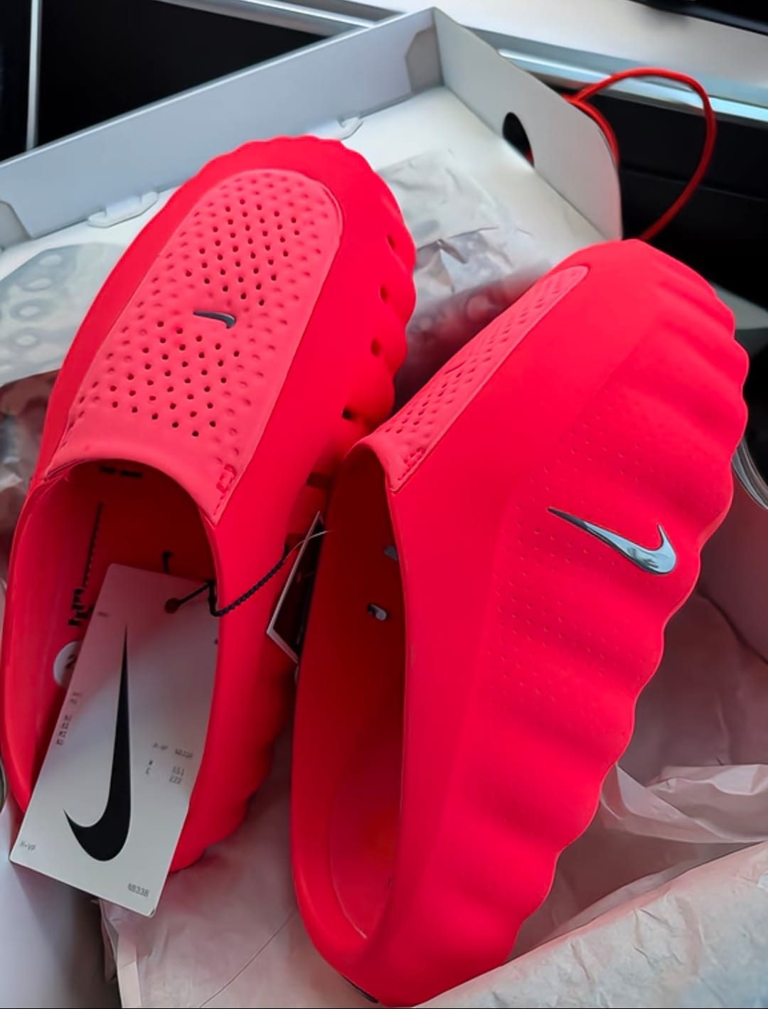 NIKE - Image 6