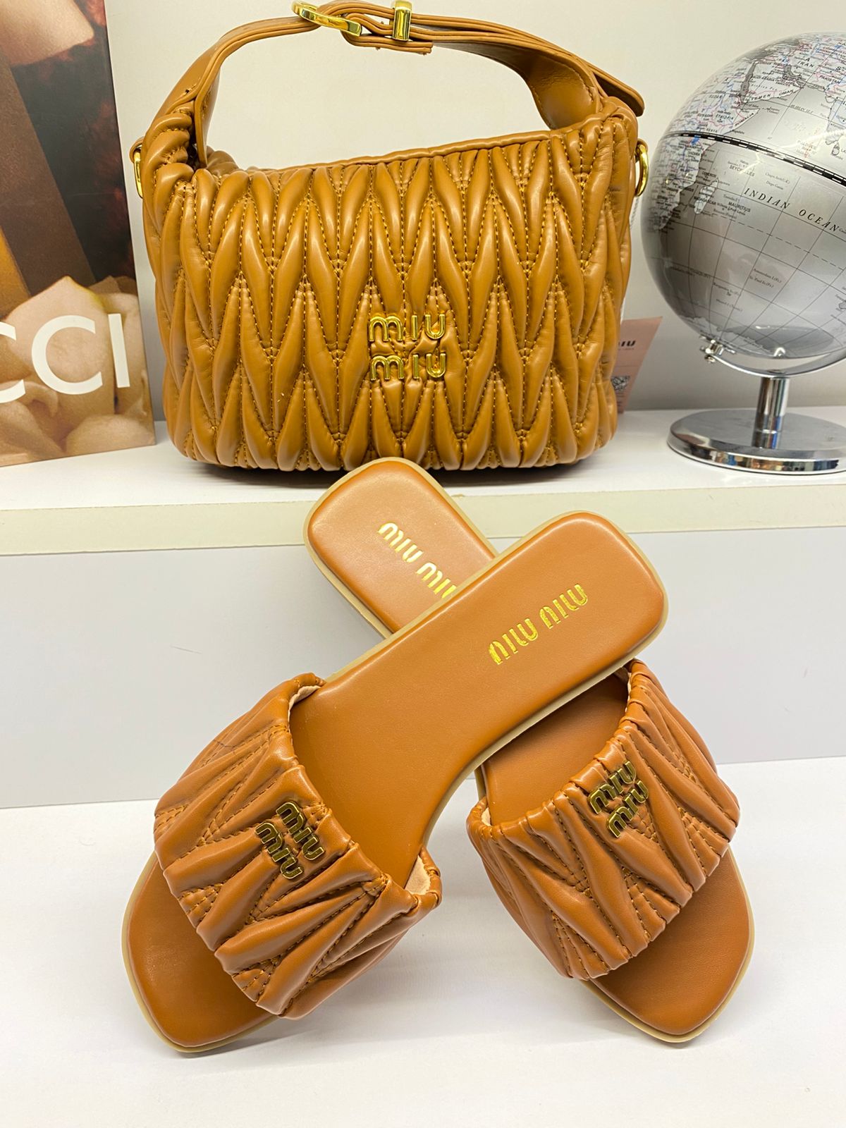 Miu miu bag with siliper Price 100 AED - Image 3