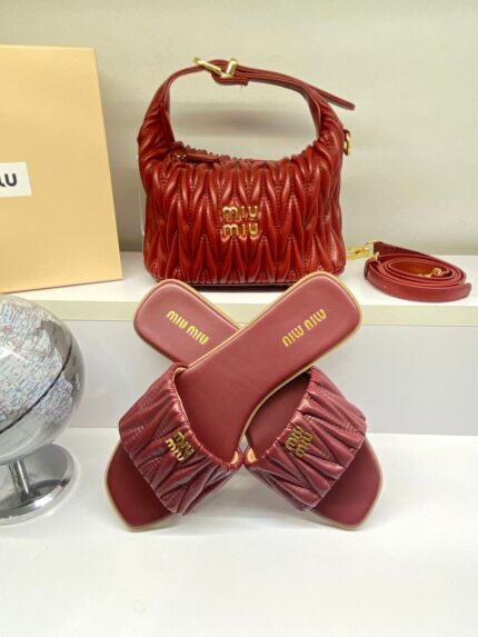 Miu miu bag with siliper Price 100 AED