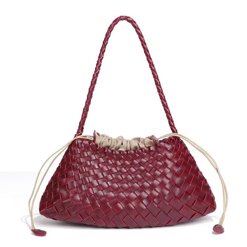 BOTTEGA VENETA price 75 AED - Image 2