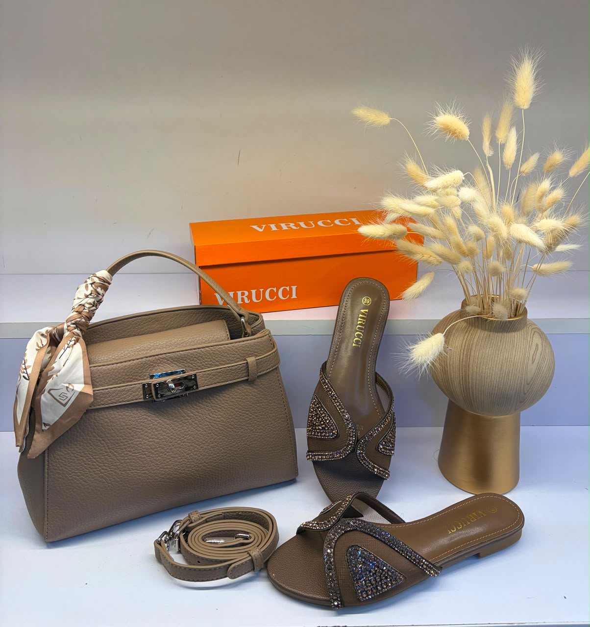 VIRUCCI bag and siliper - Image 3
