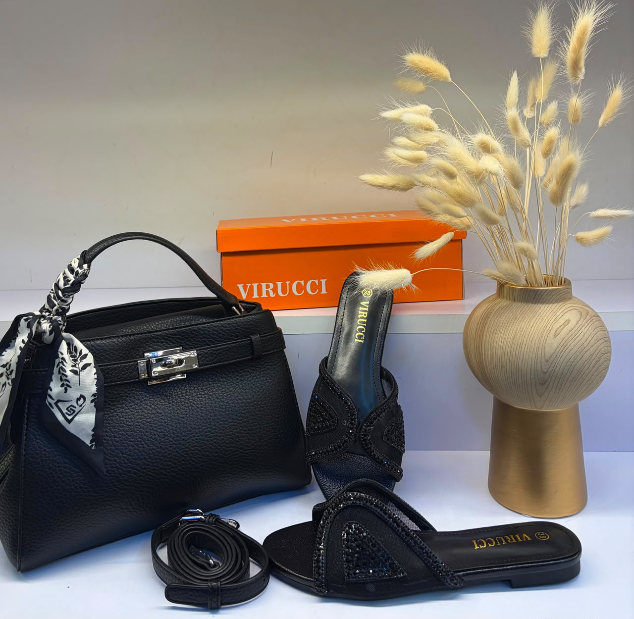 VIRUCCI bag and siliper - Image 4